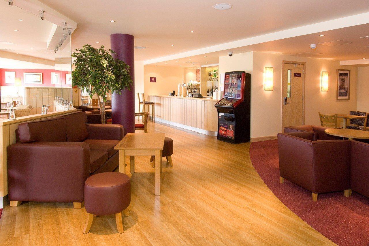 Premier Inn Cambridge Girton  Ngoại thất bức ảnh