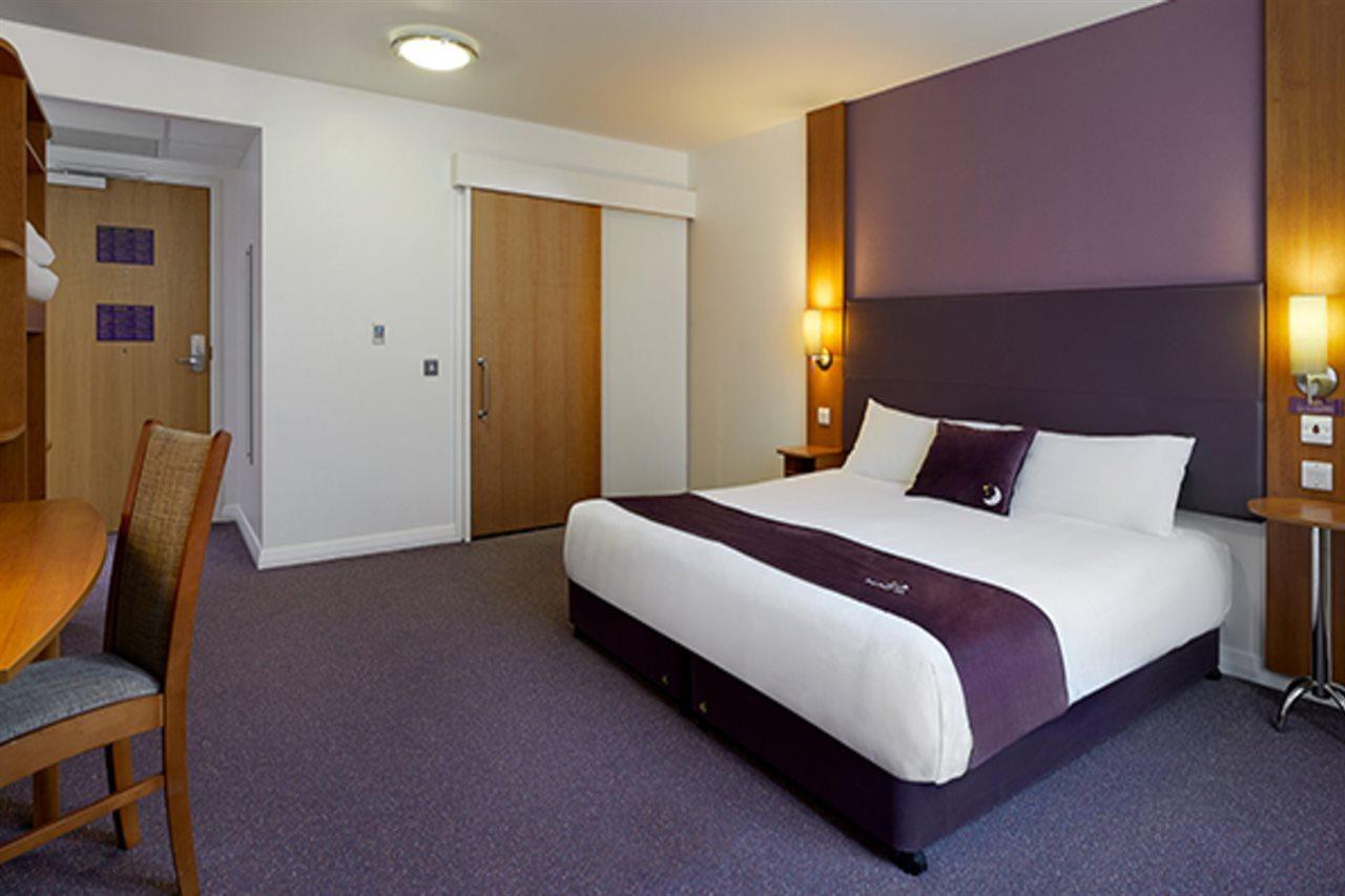 Premier Inn Cambridge Girton  Ngoại thất bức ảnh