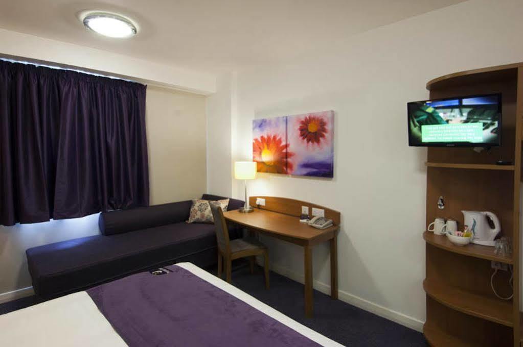 Premier Inn Cambridge Girton  Ngoại thất bức ảnh